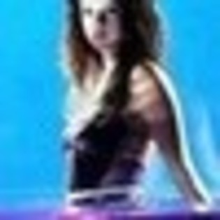 HanyAvril-3958832_50_50 - hannah montanna 2012