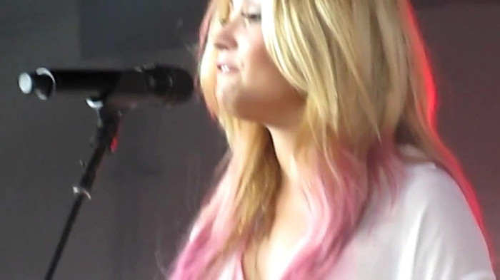 Demi Lovato Together 6_22_12 1413