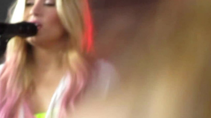 Demi Lovato Together 6_22_12 2742
