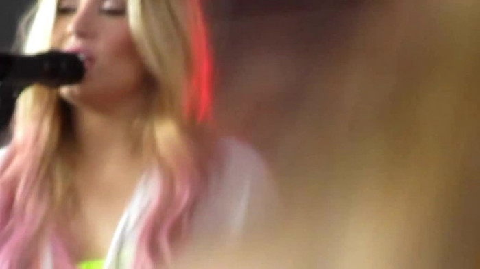 Demi Lovato Together 6_22_12 2746