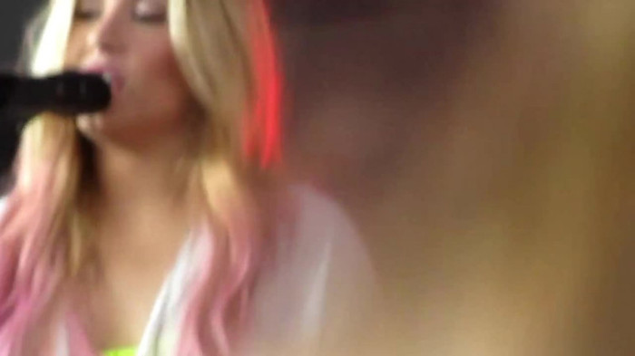 Demi Lovato Together 6_22_12 2751
