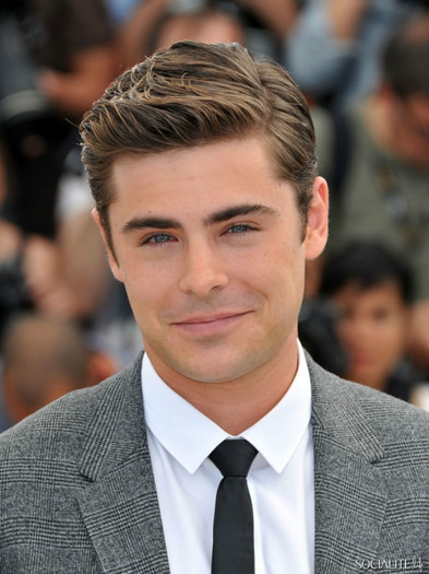 zac-efron-cannes-2012-4