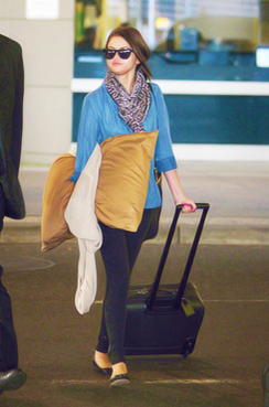 tumblr_m5cfu1X3hK1qblyxto4_250 - 0Selena-Marie-Gomez-Tumblr
