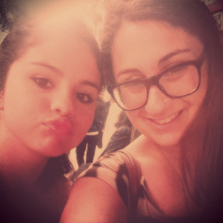 tumblr_m5xigtn8d01qlyh52o2_250