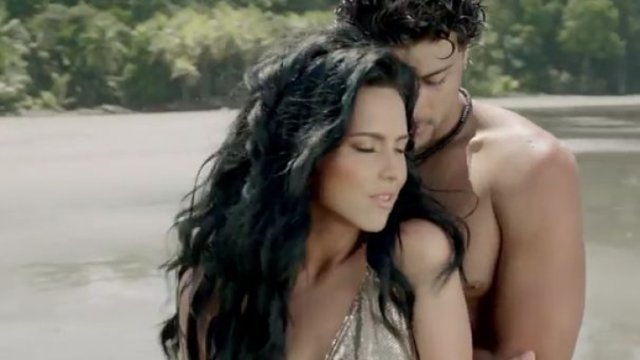 cdn.observator.roSASSwp-contentSASSuploadsSASS2012SASS05SASSinna_luz_00043800 - inna