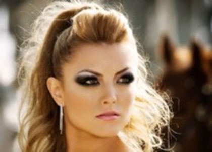 46236976_SNMQQUXIK - Elena Gheorghe