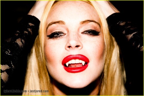 x.Lindsay Lohan vampir.