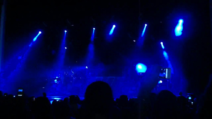 Entrance and All Night Long- Demi Lovato 00136