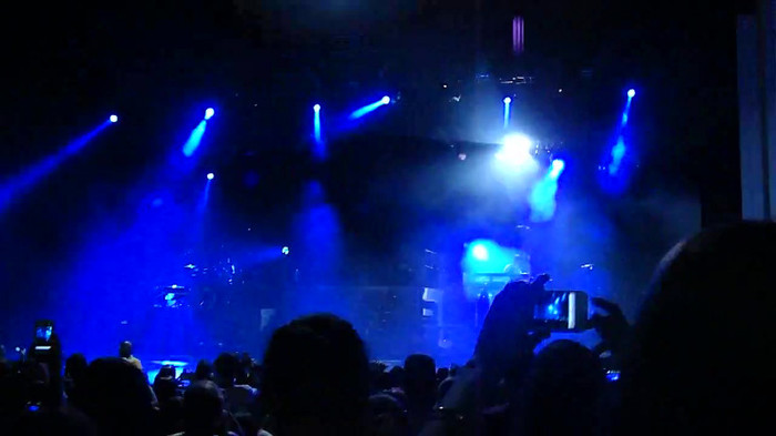 Entrance and All Night Long- Demi Lovato 00233