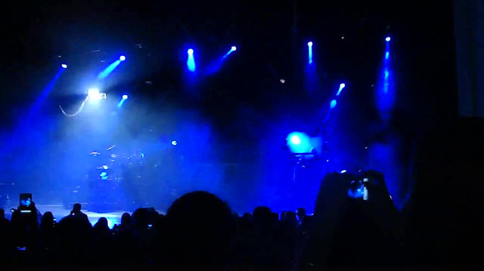 Entrance and All Night Long- Demi Lovato 00286