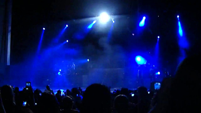 Entrance and All Night Long- Demi Lovato 00378