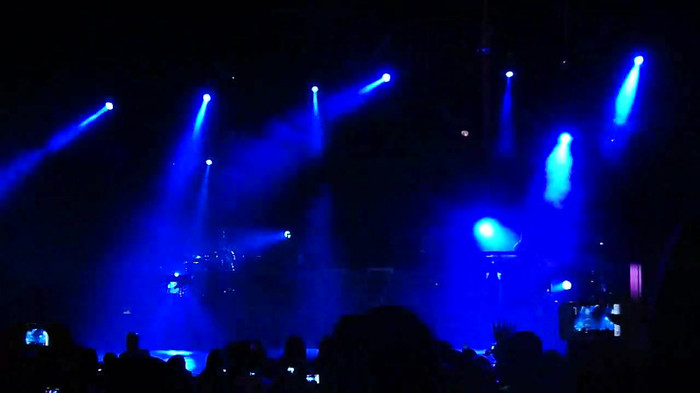 Entrance and All Night Long- Demi Lovato 00585 Entrance and All Night Long- Demi Lovato 00585
