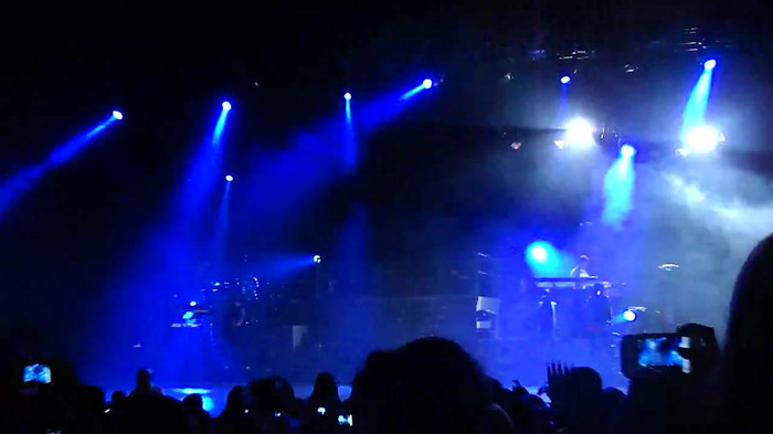 Entrance and All Night Long- Demi Lovato 00587 Entrance and All Night Long- Demi Lovato 00587