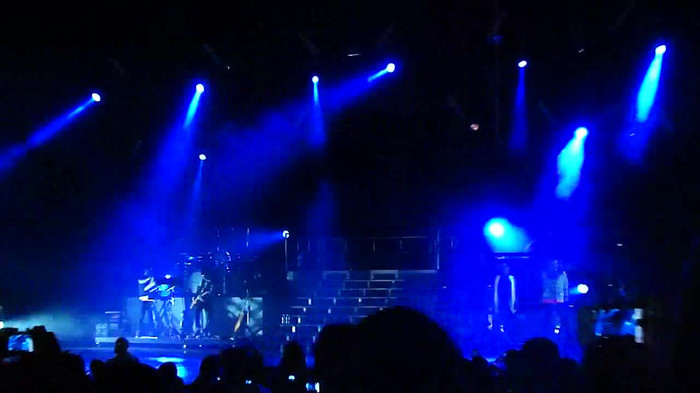 Entrance and All Night Long- Demi Lovato 00593 Entrance and All Night Long- Demi Lovato 00593