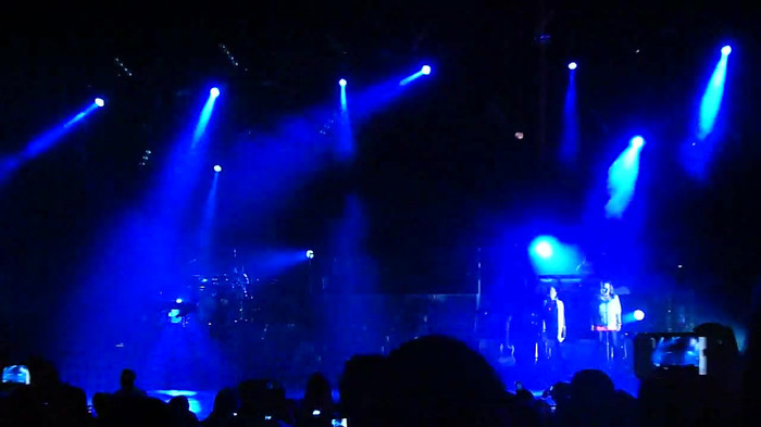 Entrance and All Night Long- Demi Lovato 00598 Entrance and All Night Long- Demi Lovato 00598