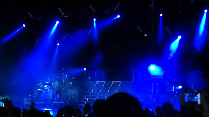 Entrance and All Night Long- Demi Lovato 00612 Entrance and All Night Long- Demi Lovato 00612