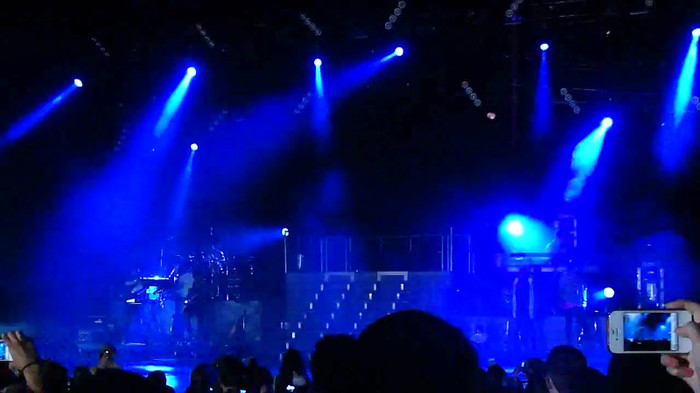 Entrance and All Night Long- Demi Lovato 00615 Entrance and All Night Long- Demi Lovato 00615
