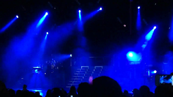 Entrance and All Night Long- Demi Lovato 00629 Entrance and All Night Long- Demi Lovato 00629
