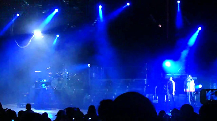 Entrance and All Night Long- Demi Lovato 00644 Entrance and All Night Long- Demi Lovato 00644