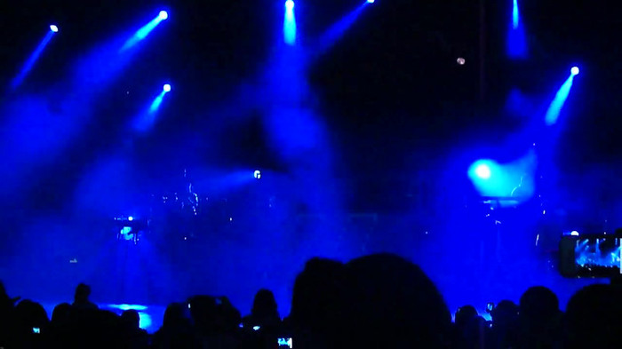 Entrance and All Night Long- Demi Lovato 00663 Entrance and All Night Long- Demi Lovato 00663