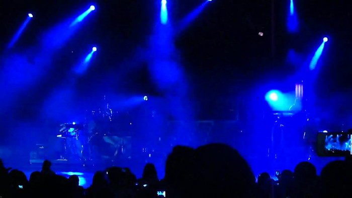 Entrance and All Night Long- Demi Lovato 00665 Entrance and All Night Long- Demi Lovato 00665