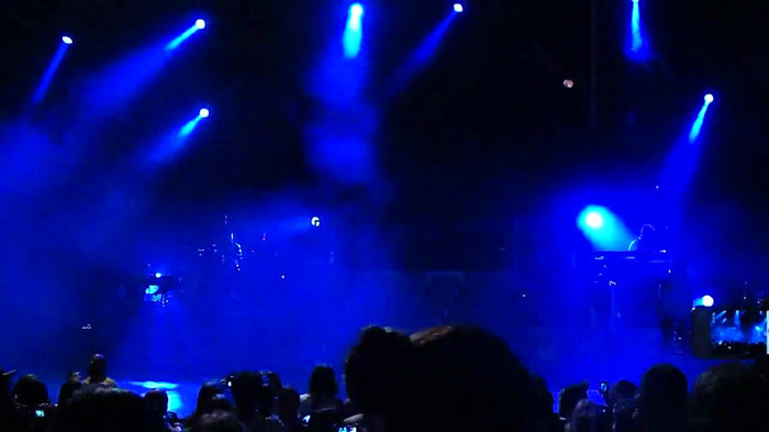 Entrance and All Night Long- Demi Lovato 00684 Entrance and All Night Long- Demi Lovato 00684