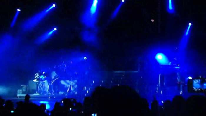 Entrance and All Night Long- Demi Lovato 00697 Entrance and All Night Long- Demi Lovato 00697