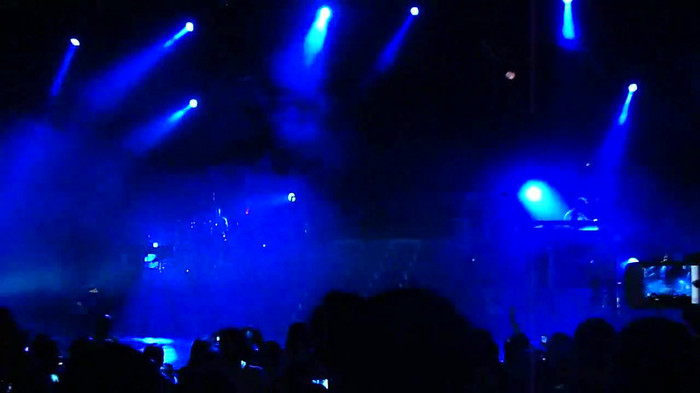 Entrance and All Night Long- Demi Lovato 00702 Entrance and All Night Long- Demi Lovato 00702
