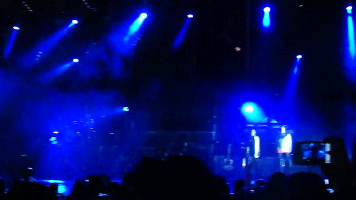 Entrance and All Night Long- Demi Lovato 00724 Entrance and All Night Long- Demi Lovato 00724