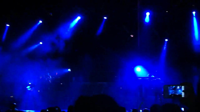 Entrance and All Night Long- Demi Lovato 00736 Entrance and All Night Long- Demi Lovato 00736