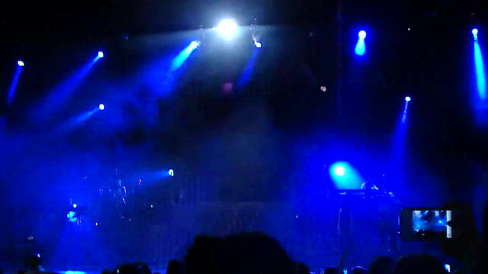 Entrance and All Night Long- Demi Lovato 00738 Entrance and All Night Long- Demi Lovato 00738