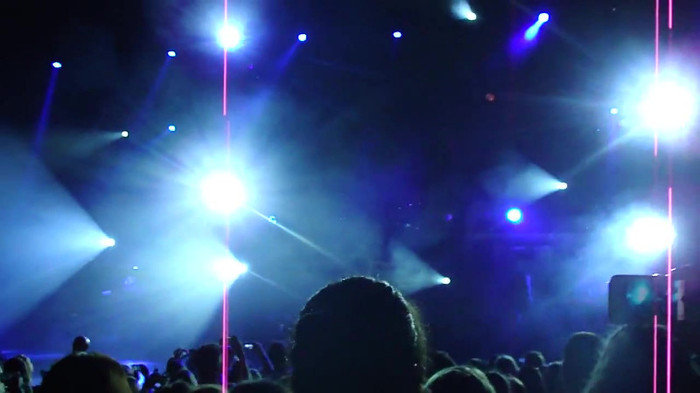 Entrance and All Night Long- Demi Lovato 01544