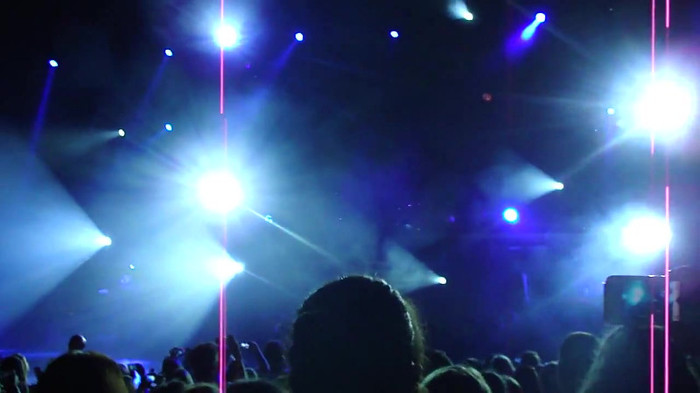 Entrance and All Night Long- Demi Lovato 01547