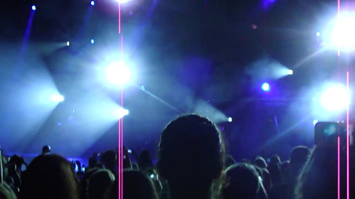 Entrance and All Night Long- Demi Lovato 01564