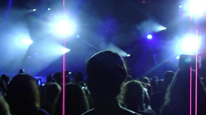 Entrance and All Night Long- Demi Lovato 01576