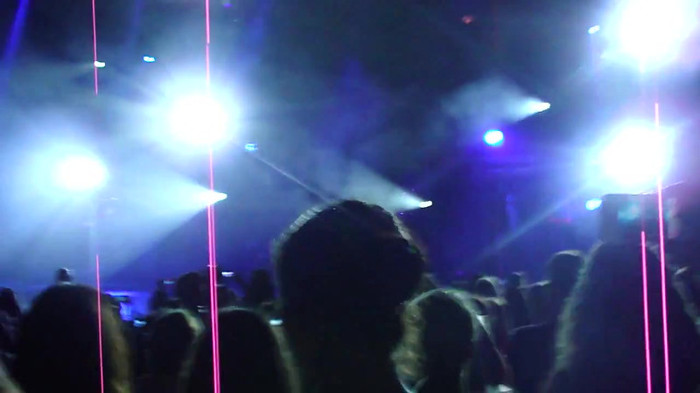 Entrance and All Night Long- Demi Lovato 01587