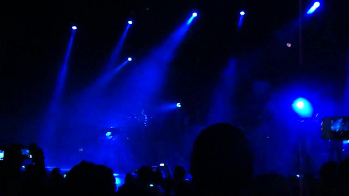Entrance and All Night Long- Demi Lovato 01167