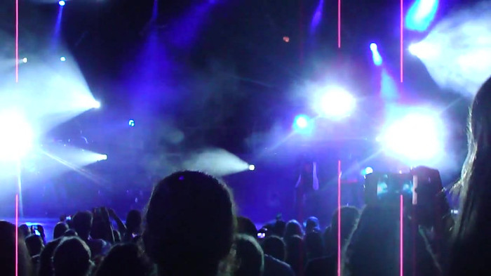 Entrance and All Night Long- Demi Lovato 01669