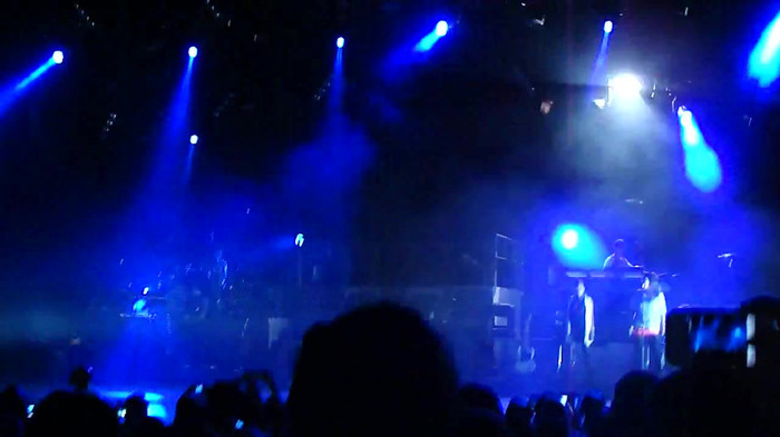 Entrance and All Night Long- Demi Lovato 00928 Entrance and All Night Long- Demi Lovato 00928