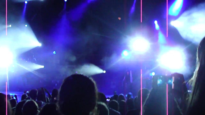 Entrance and All Night Long- Demi Lovato 01672