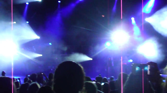 Entrance and All Night Long- Demi Lovato 01685