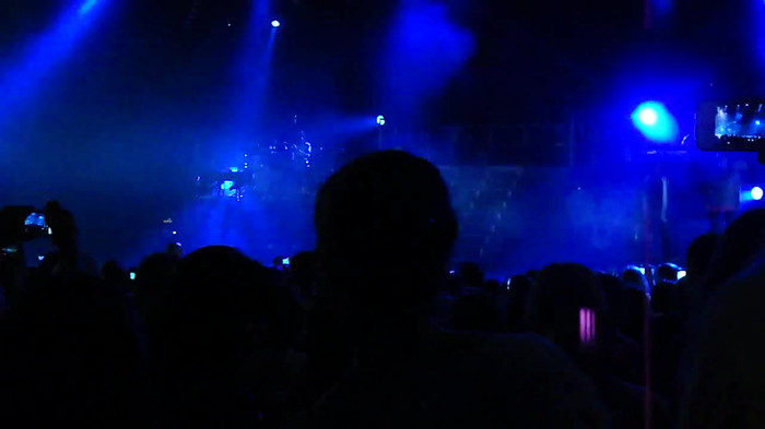 Entrance and All Night Long- Demi Lovato 01284