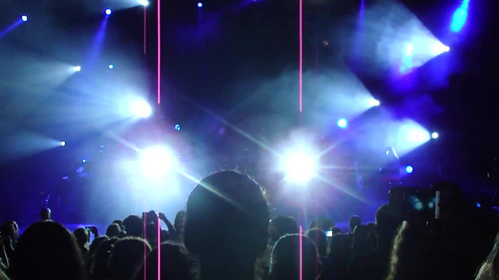 Entrance and All Night Long- Demi Lovato 02096 Entrance and All Night Long- Demi Lovato 02096