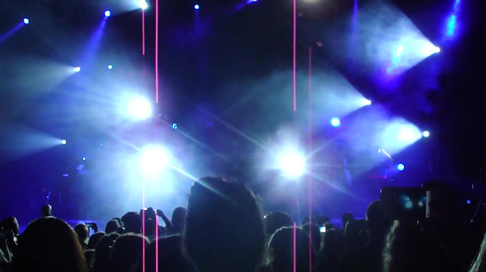 Entrance and All Night Long- Demi Lovato 02112 Entrance and All Night Long- Demi Lovato 02112