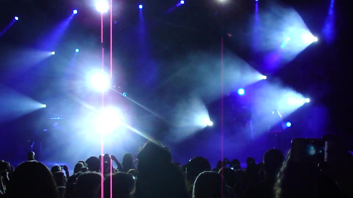 Entrance and All Night Long- Demi Lovato 02144 Entrance and All Night Long- Demi Lovato 02144