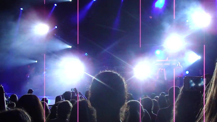 Entrance and All Night Long- Demi Lovato 02658