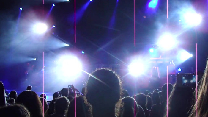 Entrance and All Night Long- Demi Lovato 02663