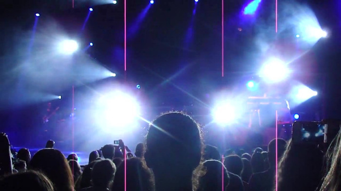 Entrance and All Night Long- Demi Lovato 02680