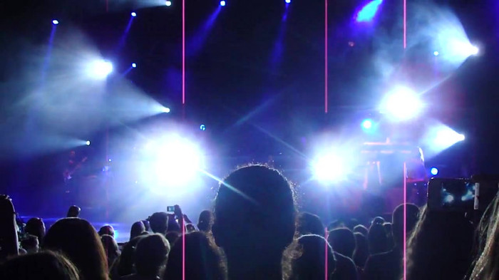 Entrance and All Night Long- Demi Lovato 02683