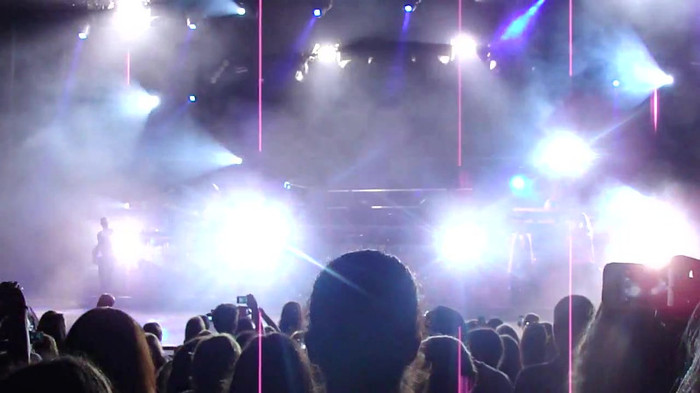 Entrance and All Night Long- Demi Lovato 02699